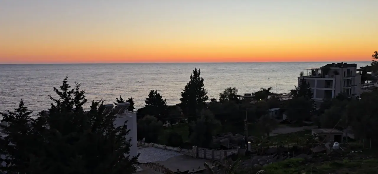 Sea View Hotel Dhërmi — view 2